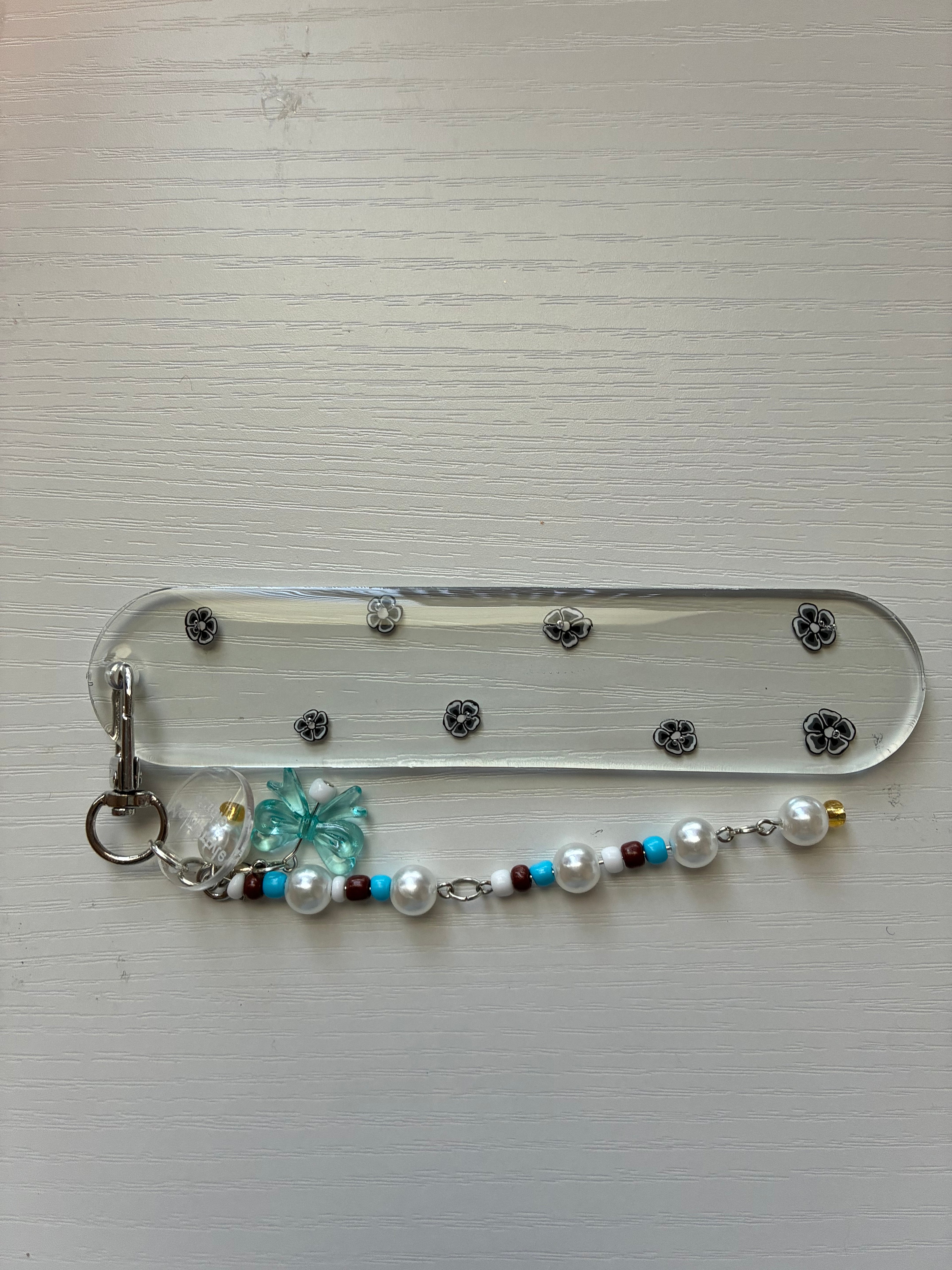 Resin bookmarks
