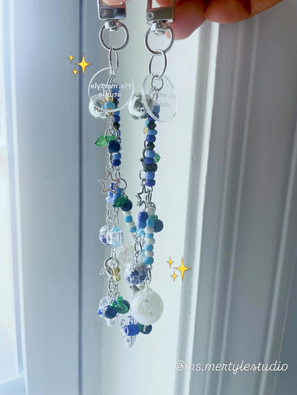 BLUEBERRY BAG KEYCHAIN
